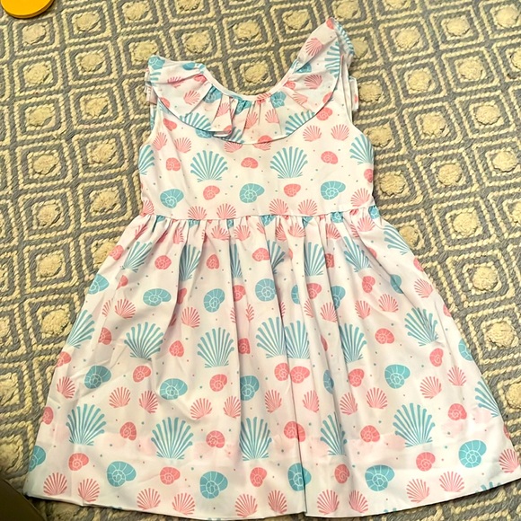 cecil and lou Other - Darling Dress with shell print and scoop back